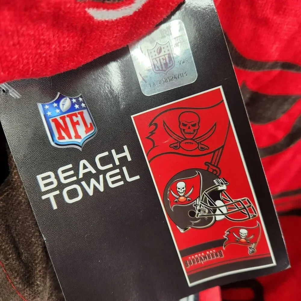 NEW NFL Tampa Bay Buccaneers Beach Towel